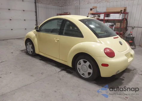 2000 Volkswagen New Beetle Glx из США, поврежденный, VIN 3VWDD21C1YM472806